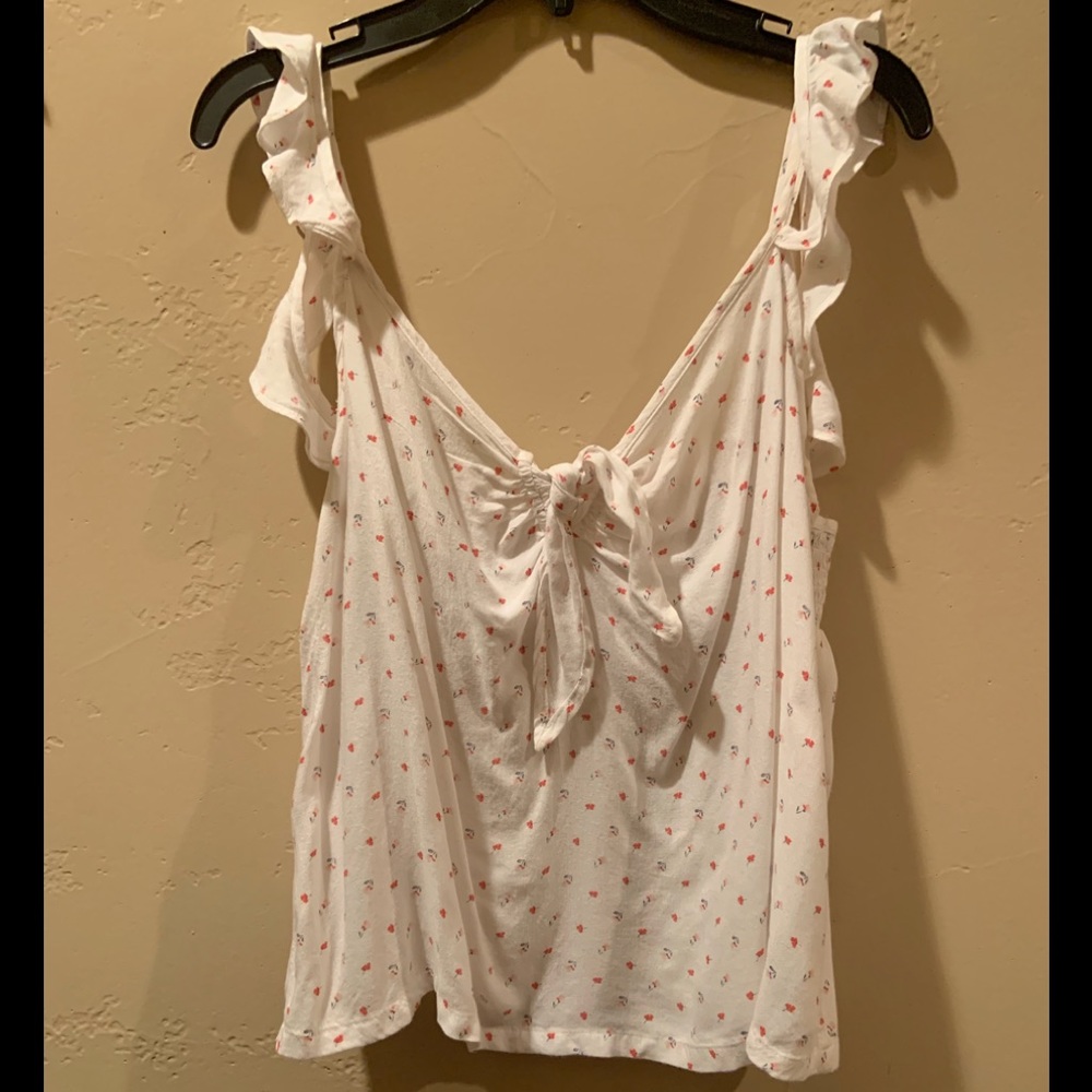 Hollister | cold shoulder spaghetti strap crop top